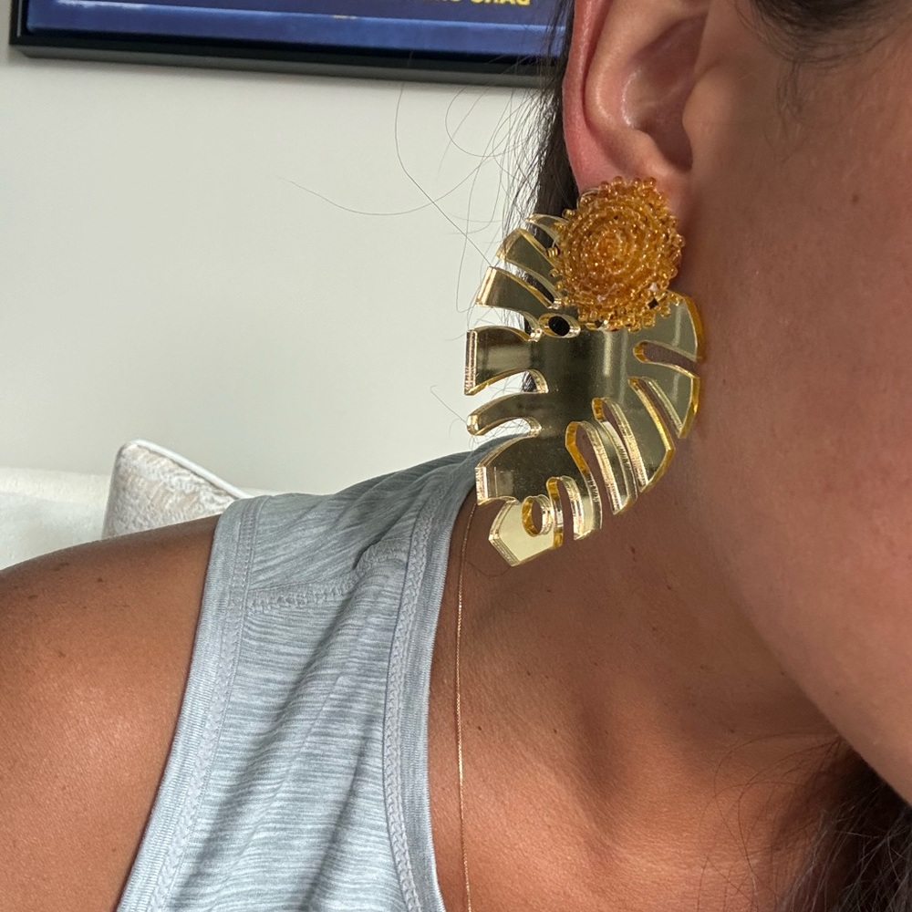 Beautiful earrings - Picture 3 of 3